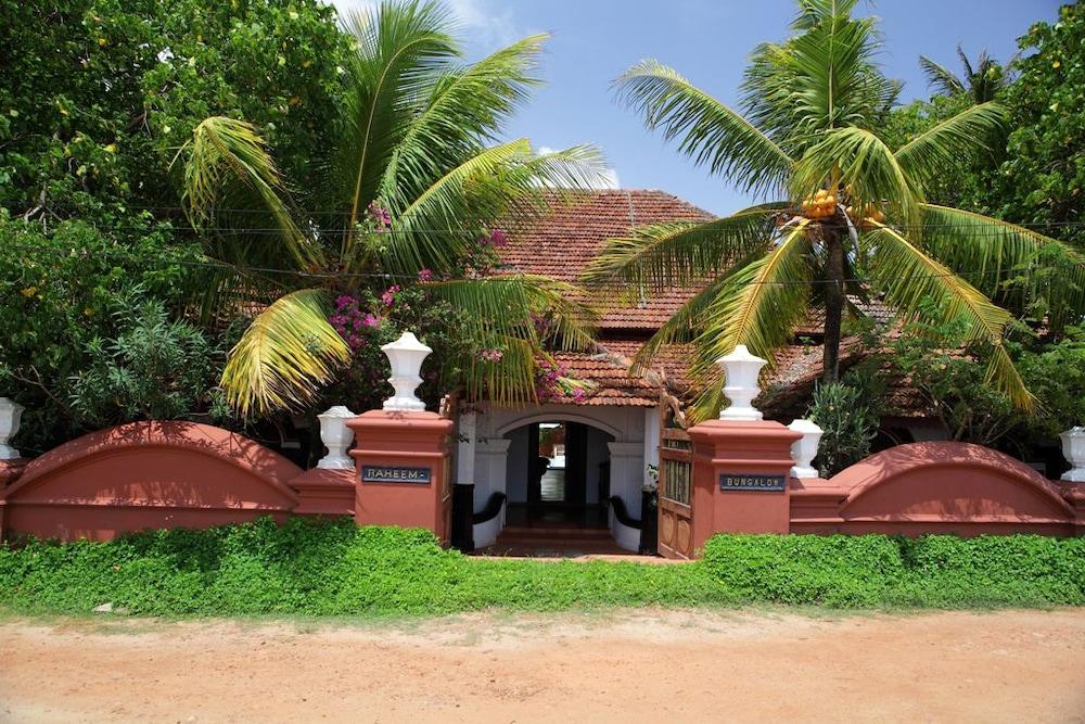 Raheem Residency Hotel Alappuzha Exterior photo