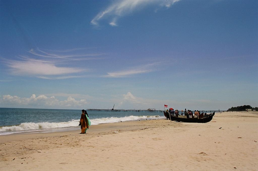 Raheem Residency Hotel Alappuzha Exterior photo